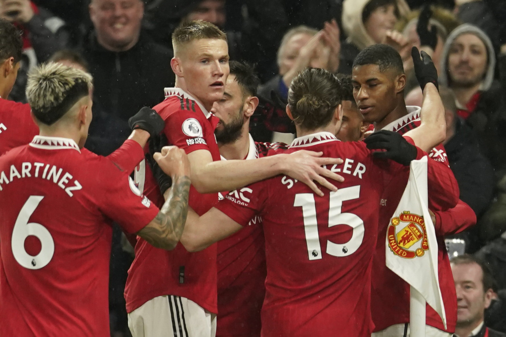 赖特曾在短 赖特曾在短